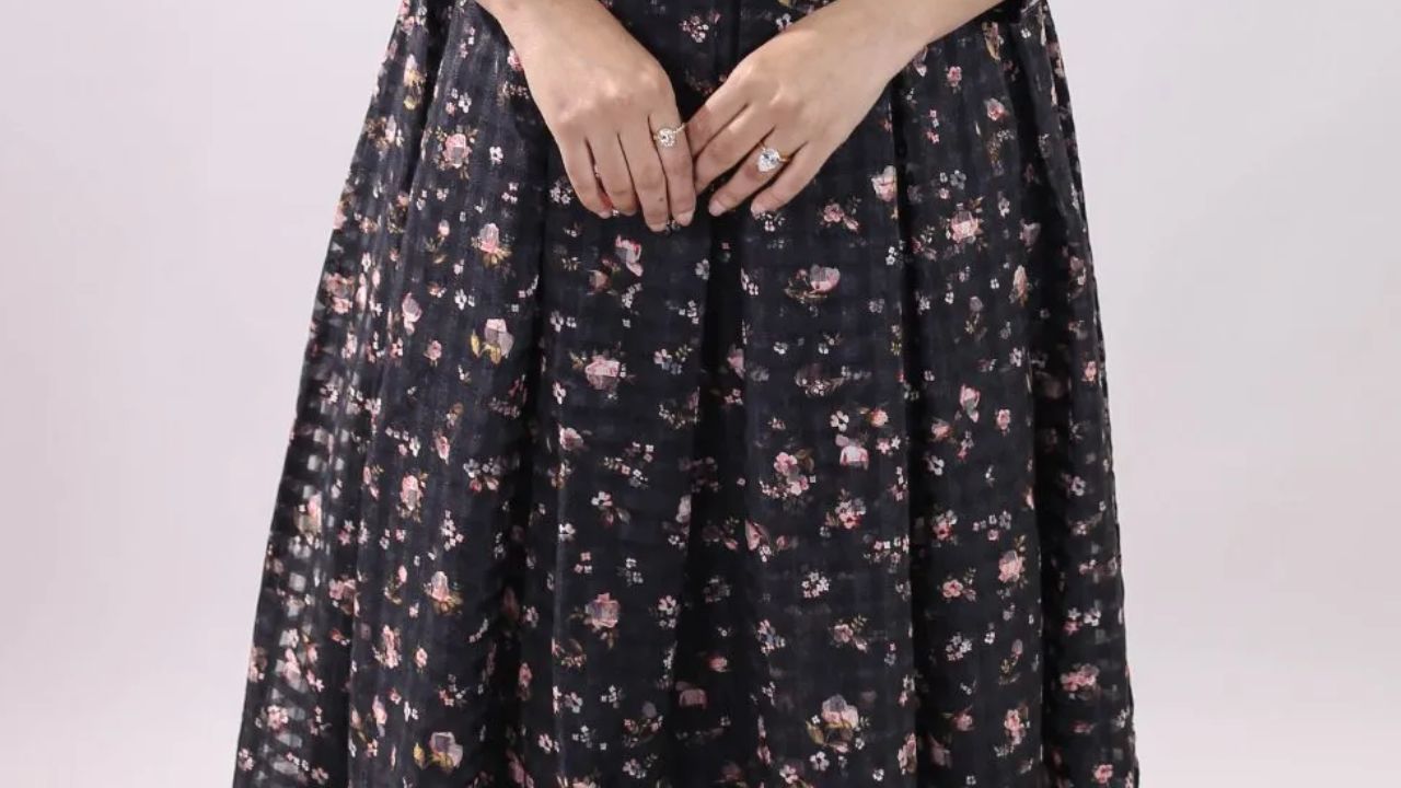 Occasions Where a Black Maxi Dress Works the Best